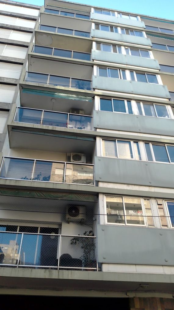 Apartamento en Pocitos, Guayaquí entre 26 de Marzo y Pedro Berro