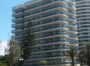 Excelente apartamento de 3 dormitorios, 3 baños y cocheras en Punta del Este