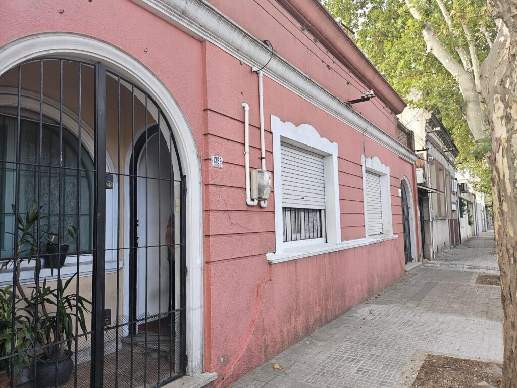 Dos casa en Reducto, Grito de Asencio entre Millán y Estole