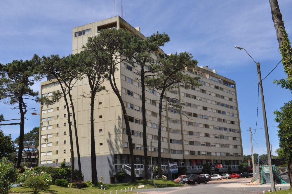 Excelente apartamento de dos dormitorios y dos baños en Punta del Este