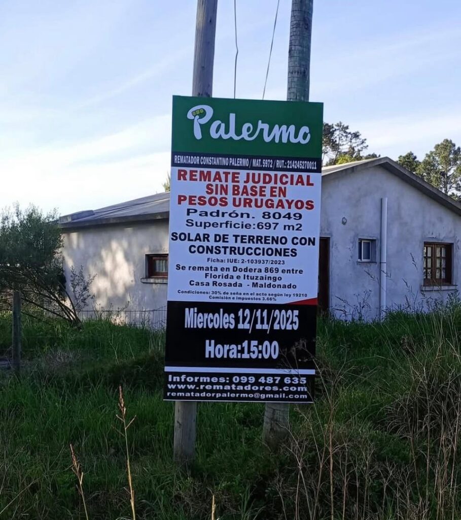 Solar con construcciones en Jardines de Córdoba, Punta del Este