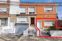 Casa al frente en Cerrito de la Victoria, Santiago Sierra 3887