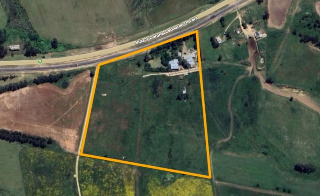 Campo sobre Ruta 9 en Maldonado