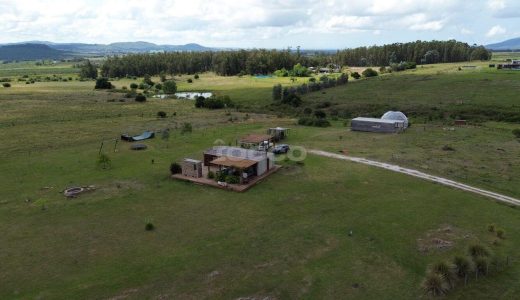 Chacra de 5 hás. con diversas mejoras en barrio de chacras Piedra de las Anímas