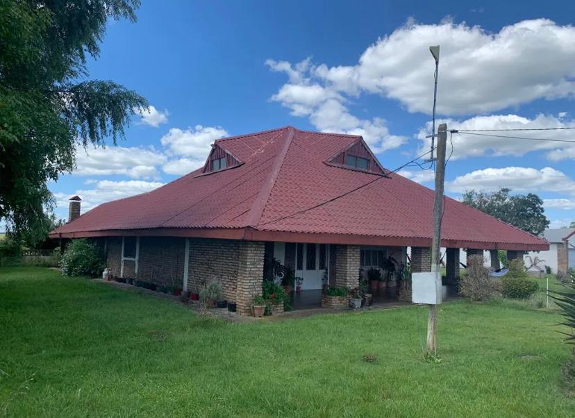 Chacra de 5 hectáreas con muy buena vivienda y galpones en Canelones