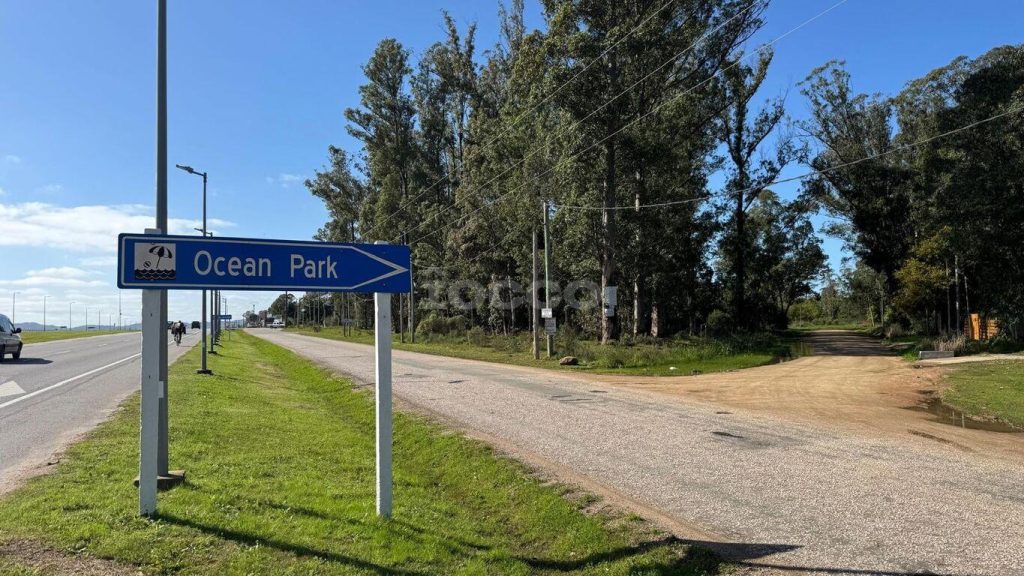 Solar de 1.004 m2 en Ocean Park a metros de la Ruta 10