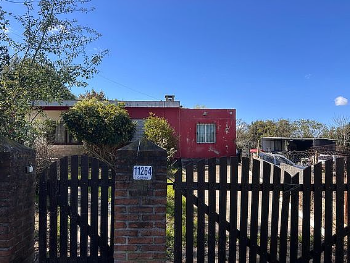 Casa a una cuadra de Camino Maldonado