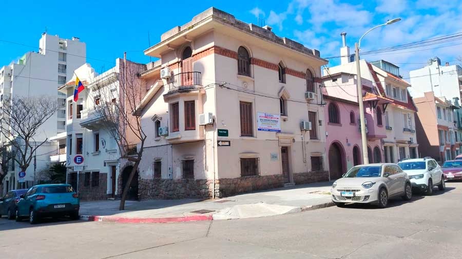 Muy buena casa en Punta Carretas, calle Tomás Diago 748 esq. J. M. Pérez