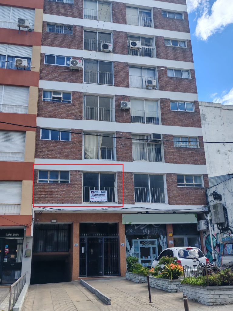 Apartamento en zona Cordón, edificio “Marago II”